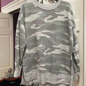 AE crewneck